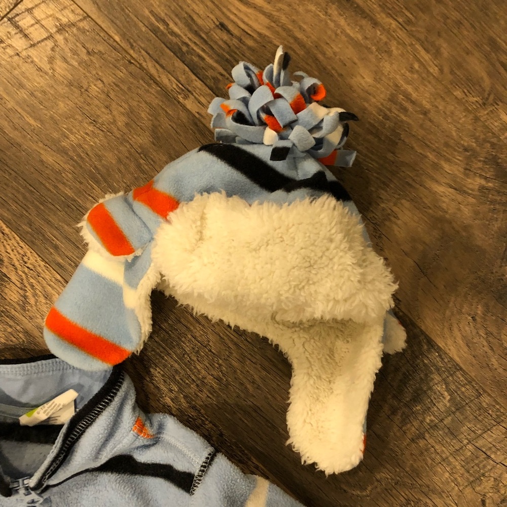 Crazy 8 Boys 2 pc Fleece Set - Picture 3 of 3